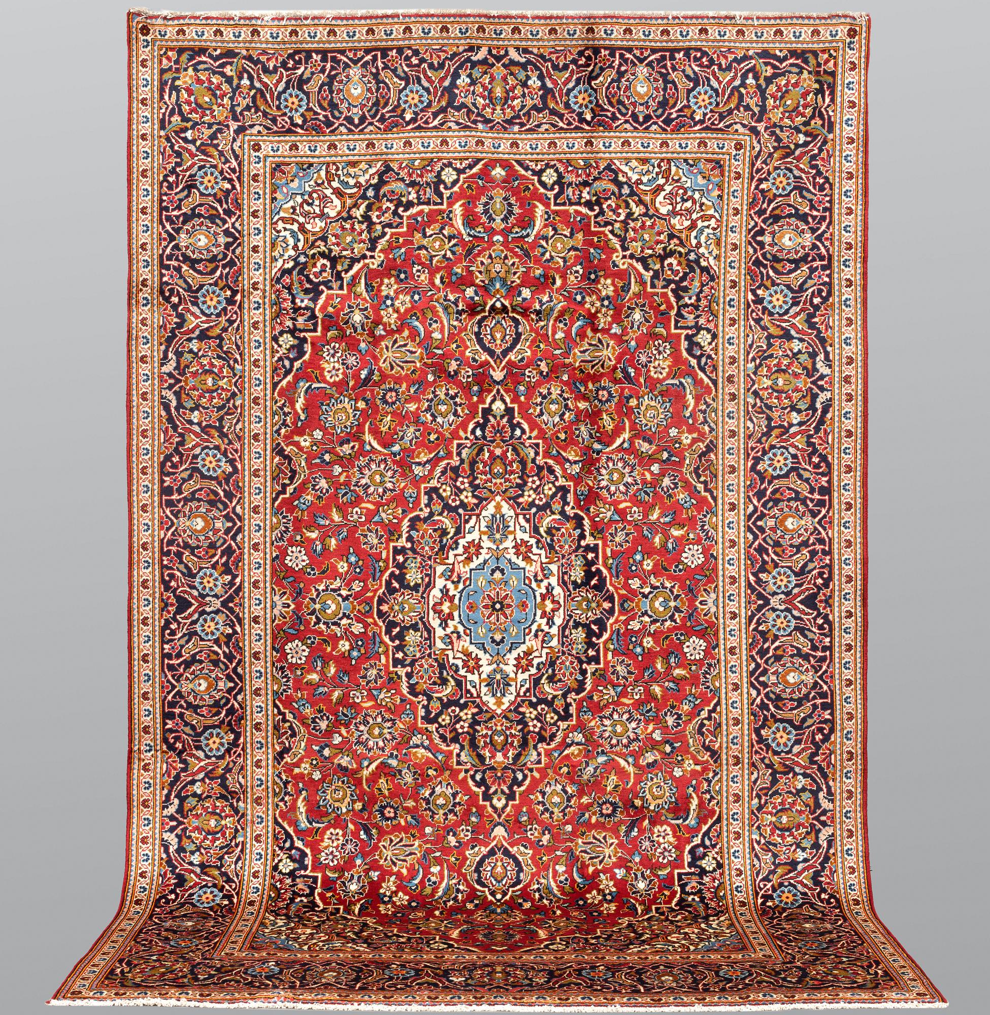 Matta, Keshan, ca 304 x 193 cm.