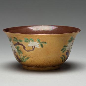 A brinial bowl, Qing dynasty, Kangxi (1662-1722).