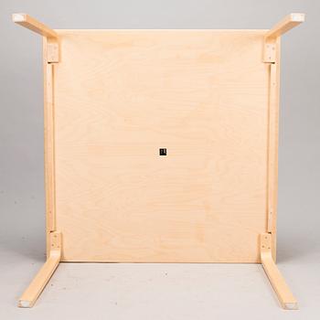 ALVAR AALTO, A model 84 table, Artek, 2008.
