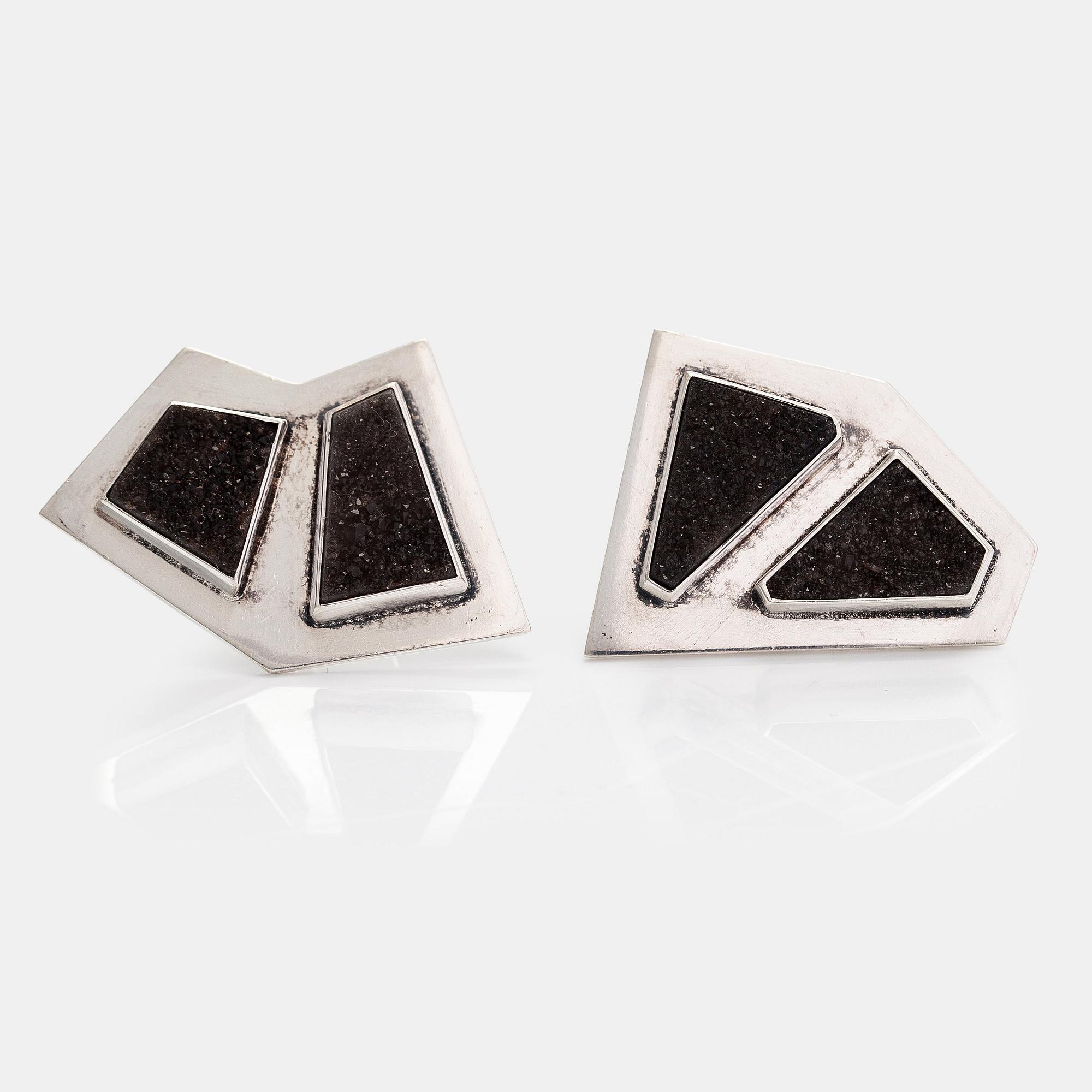 Björn Weckström, A pair of silver cufflincs with high quartzes. Kultasepänliike Reinikka & Laine, Helsinki 1962.