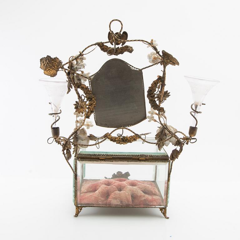 Jewellery box, late 19th century.