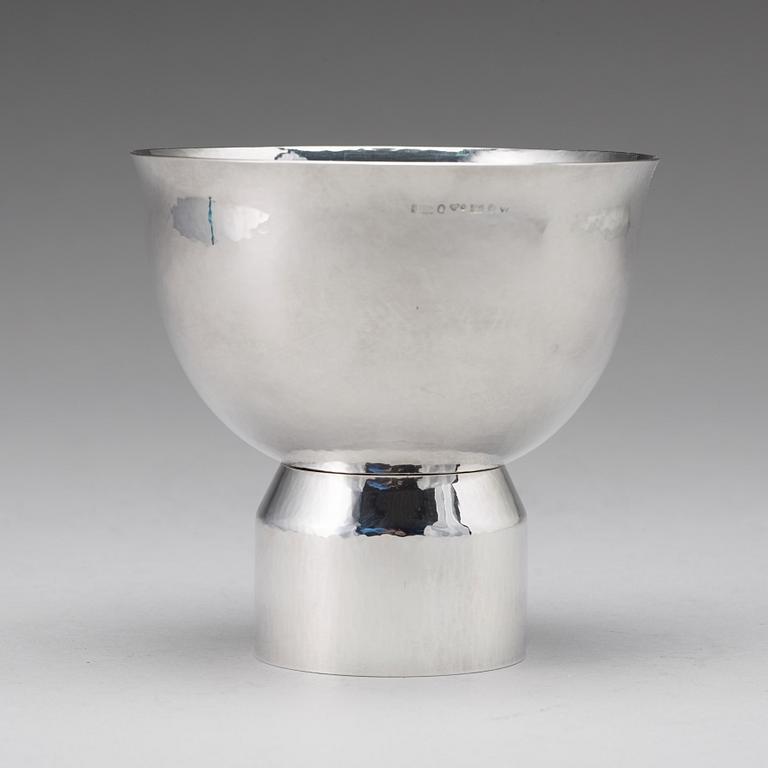 Sigurd Persson, a sterling bowl in two parts, executed by the silversmith Johann Wist, Stockholm 1969.