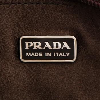 PRADA, AXELVÄSKA.