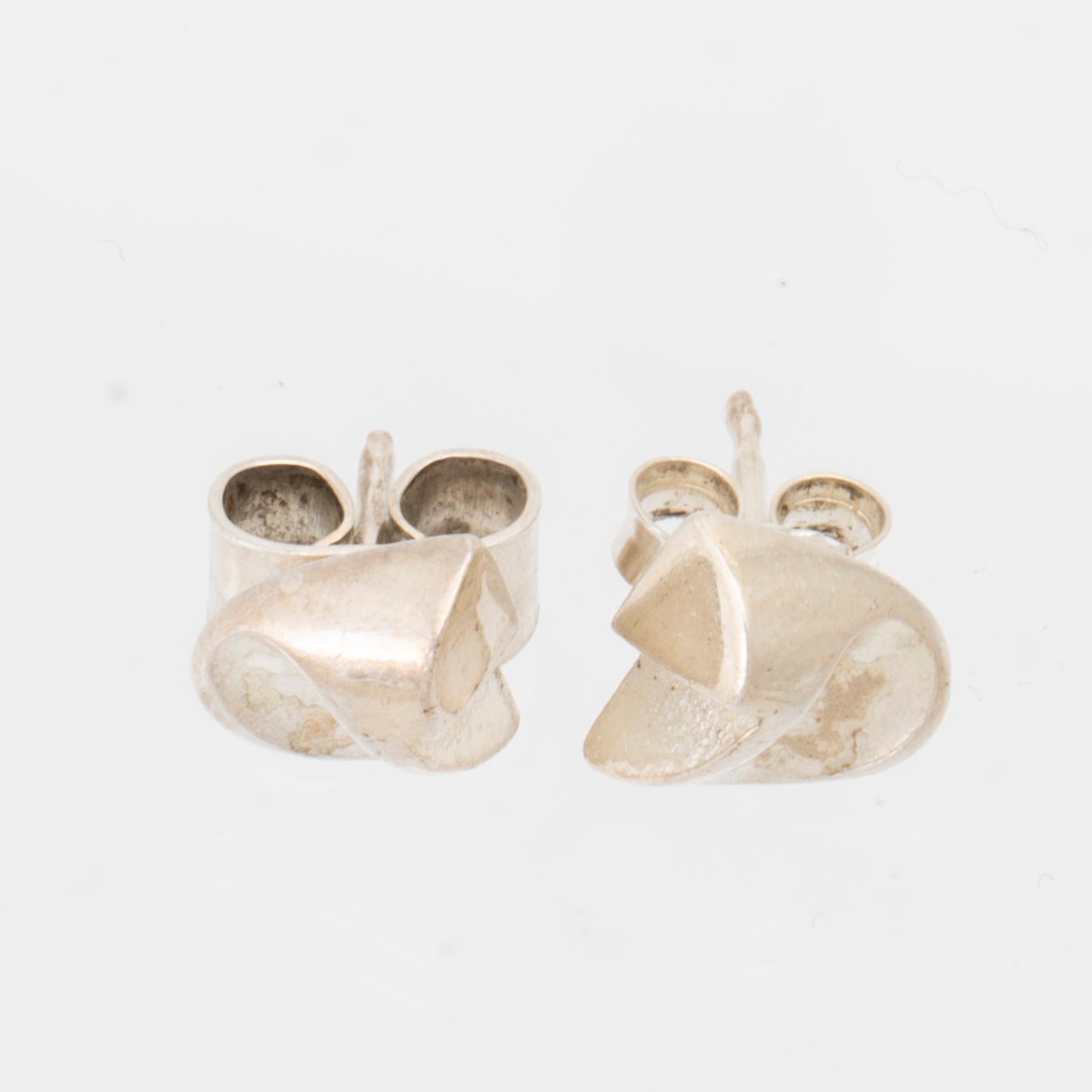 Zoltan Popovits, halsband "Hespera" samt örhängen "Etna" silver, Lapponia 1990.