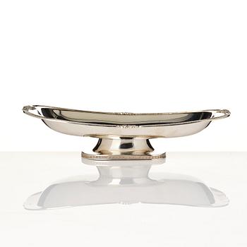 A bowl, 800/1000 silver, Vercelli, Italy, mid-20th Century.