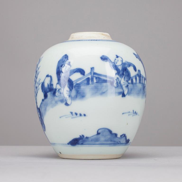 KRUKA, porslin, Kina, Qian Long (1736-1795).