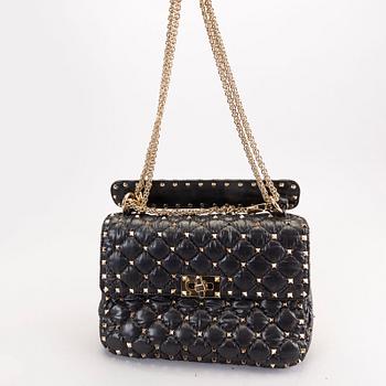 Valentino i samarbete med Moncler, väska, "Rockstud Medium spike bag", 2018.