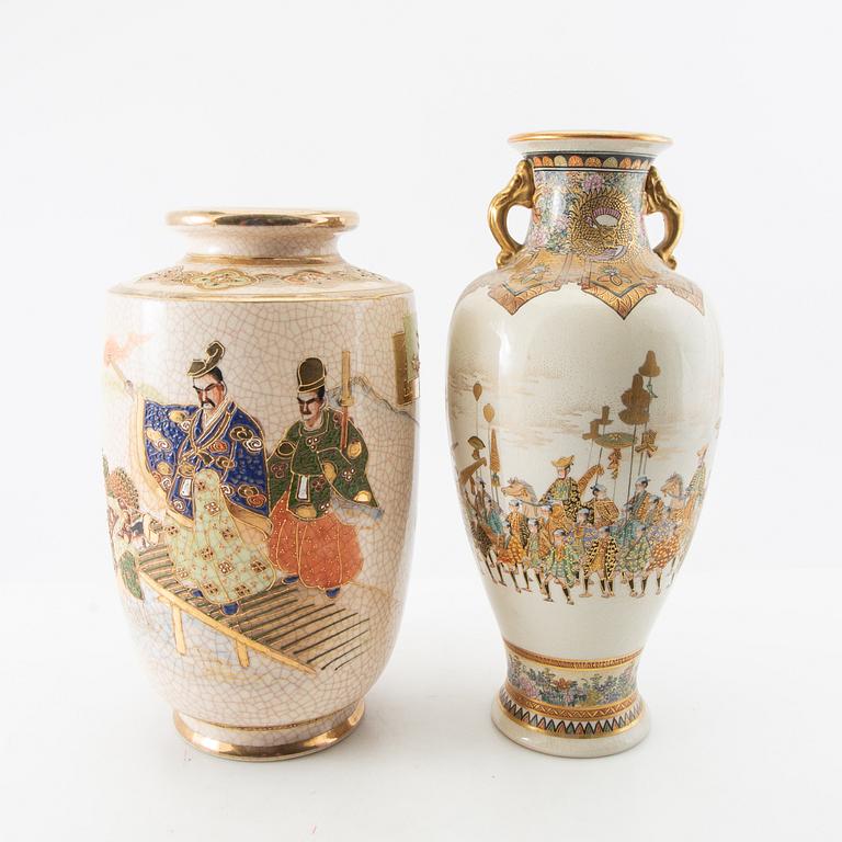 Vases 2 pcs Satsuma Japan 20th century porcelain.