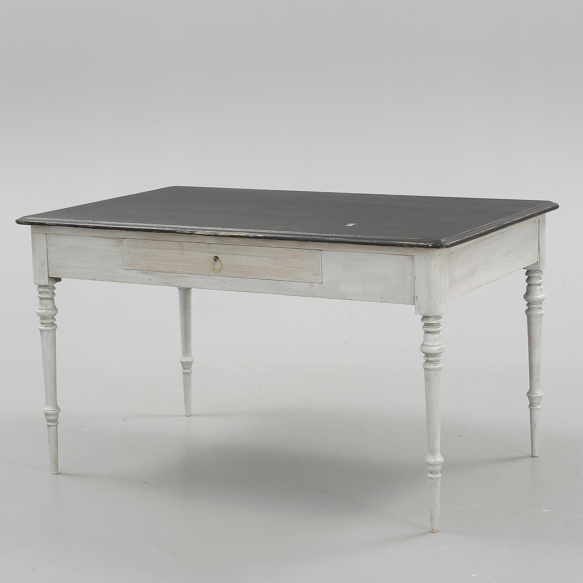 SKRIVBORD, 1800-talets början.