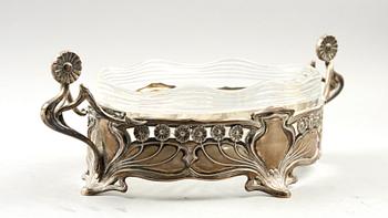 JARDINIERE, silver och glas, C G Hallberg, Stockholm, jugendstil. 1900-tal.