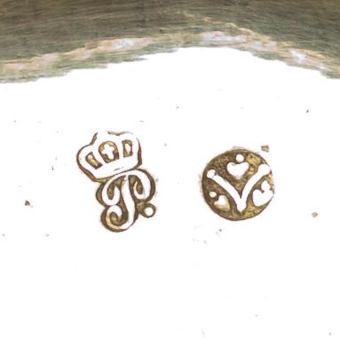 DUBBELSNUSDOSA, silver, oidentifierade stämplar, Mellaneuropa, 1800-tal. Vikt ca 121 g.