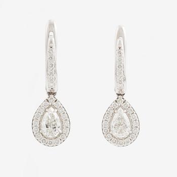 Earrings 18K white gold with pear-shaped and brilliant-cut diamonds.