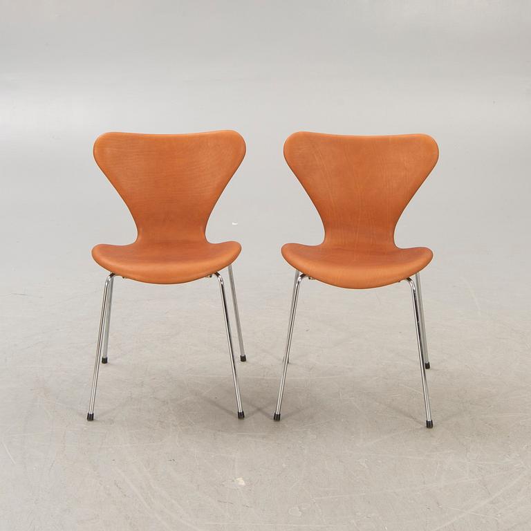 Arne Jacobsen, chairs, 6 pcs, "Sjuan", for Fritz Hansen, Denmark.