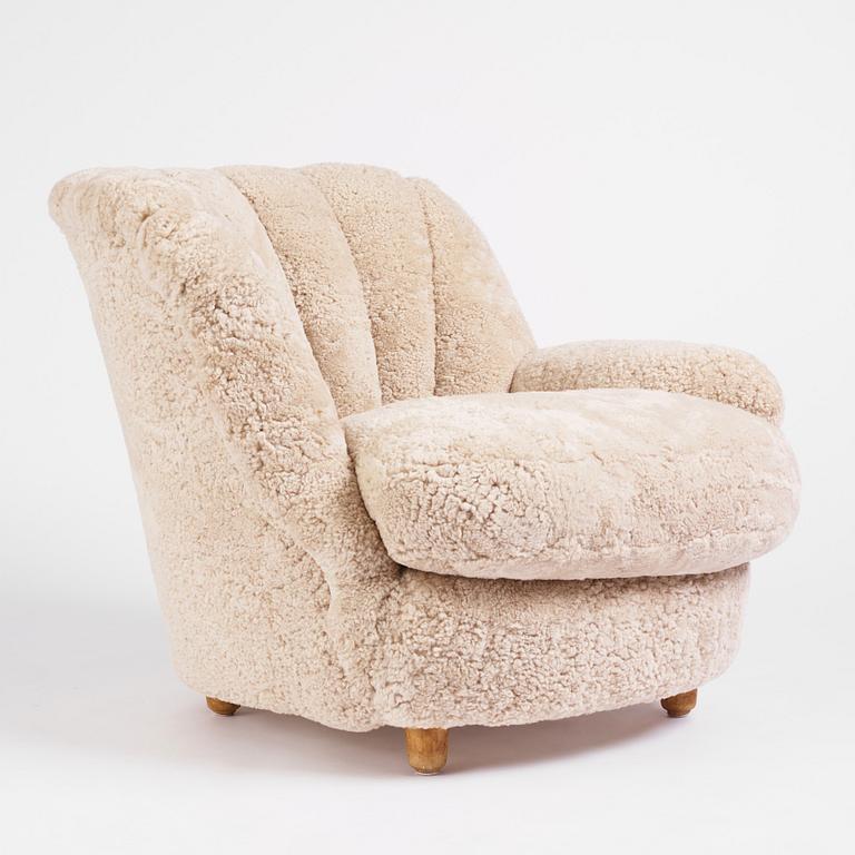 Carl Malmsten, a "Redet" armchair, Sweden mid-20th century.