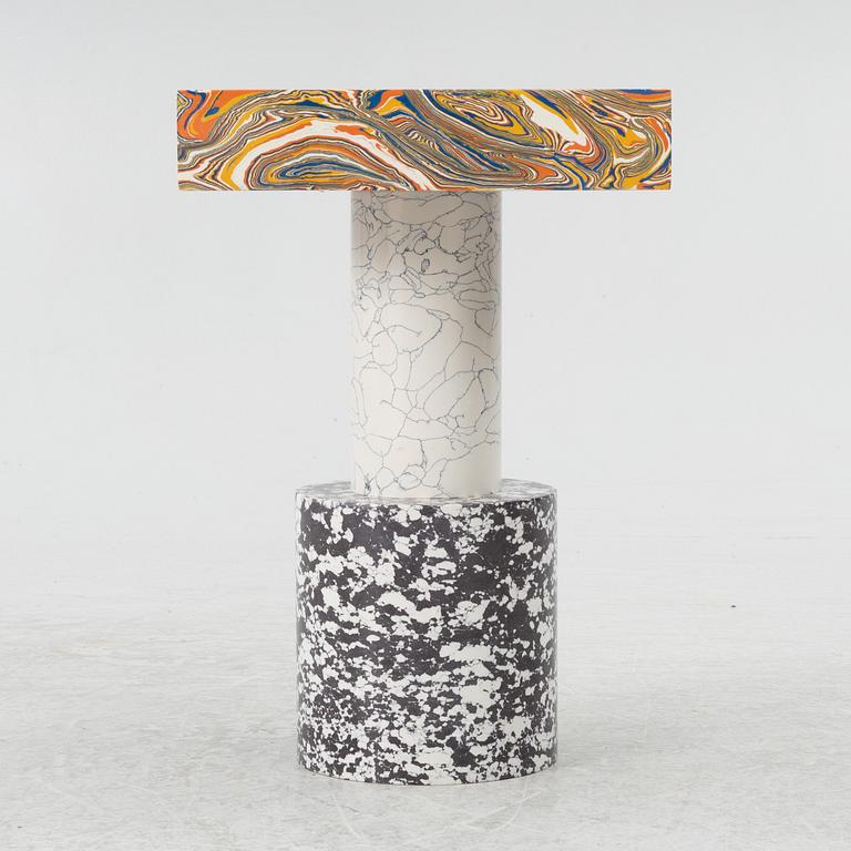 Tom Dixon, sidobord, "Swirl Table".