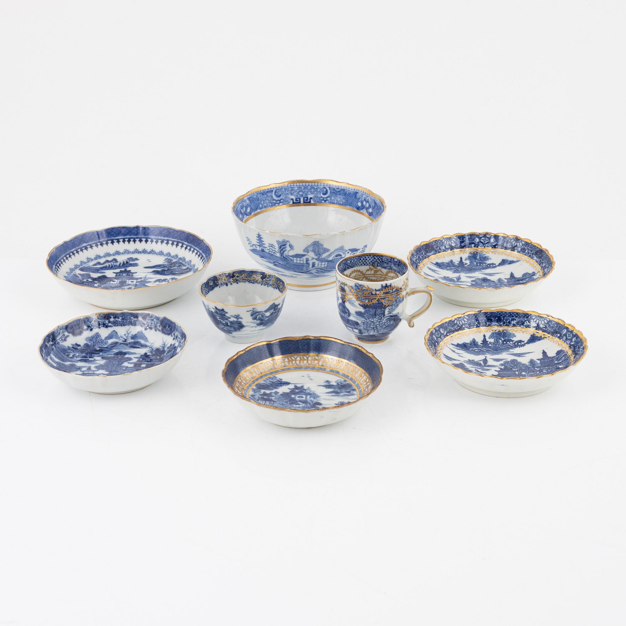 Two Chinese blue and white cups with saucers, a bowl and a dish, Qing dynasty, Jiaqing (1796-1820).