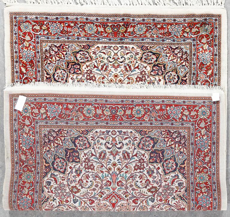MATTA, old Sarouk, ca 205x137 cm.