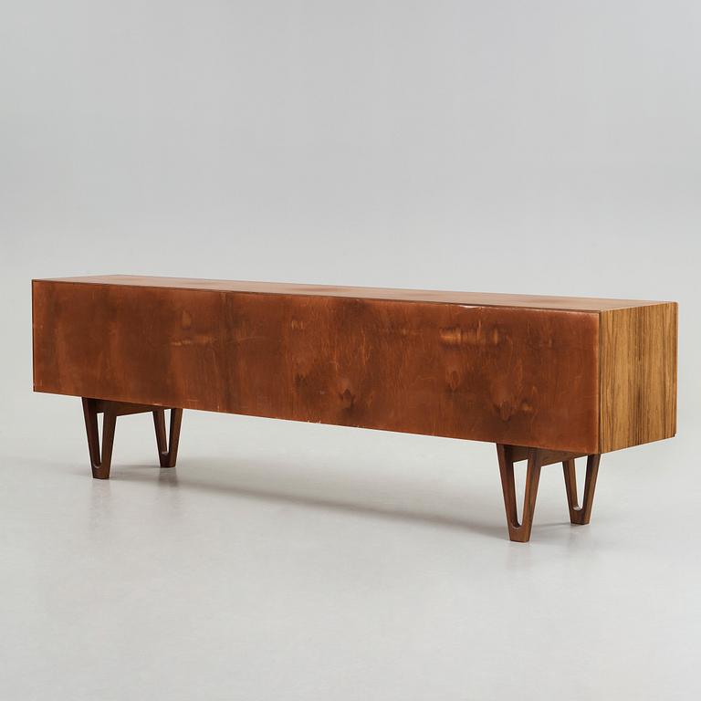 Ib Kofod-Larsen, sideboard, Seffle Möbelfabrik, 1960-tal.