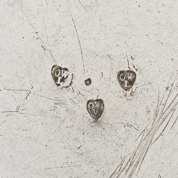 Bägare, silver, mästarstämpel OWL, 1700-talets mitt, gravyr daterad  1760. Oidentifierad mästare.