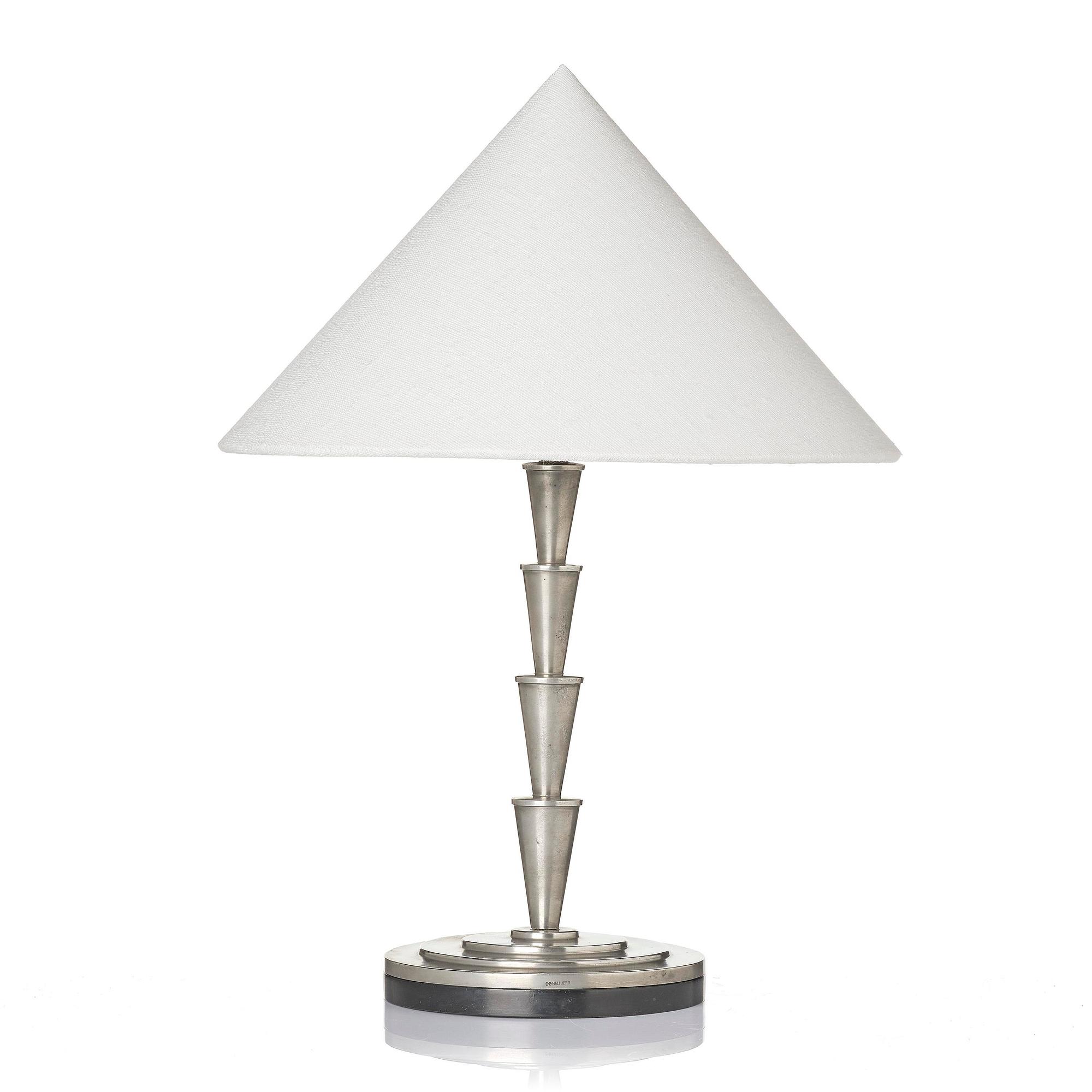 Sylvia Stave, attributed to, a rare table lamp model "5117", C.G. Hallberg, Stockholm, 1930s.