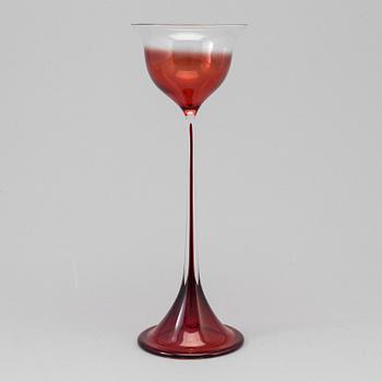 NILS LANDBERG, glas på fot. "Tulpanglas", Orrefors.