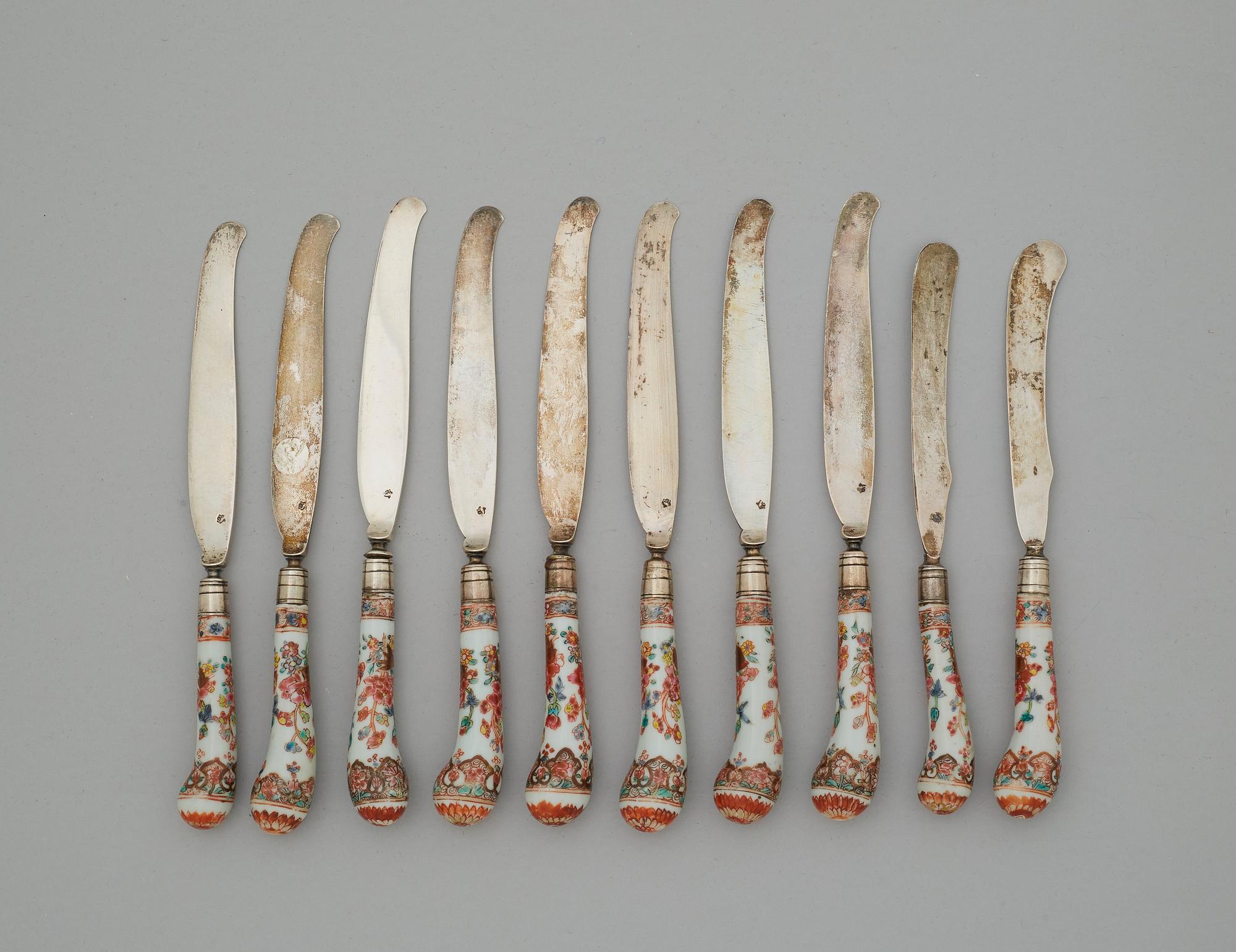 Bestick, 28 stycken, med porslinskaft. Qingdynastin, Qianlong (1736-95).