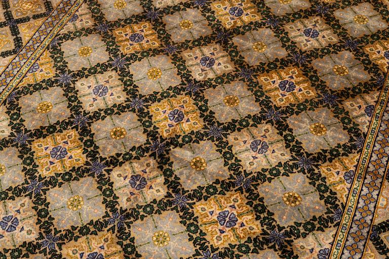 Carpet, Keshan 316 x 222 cm.