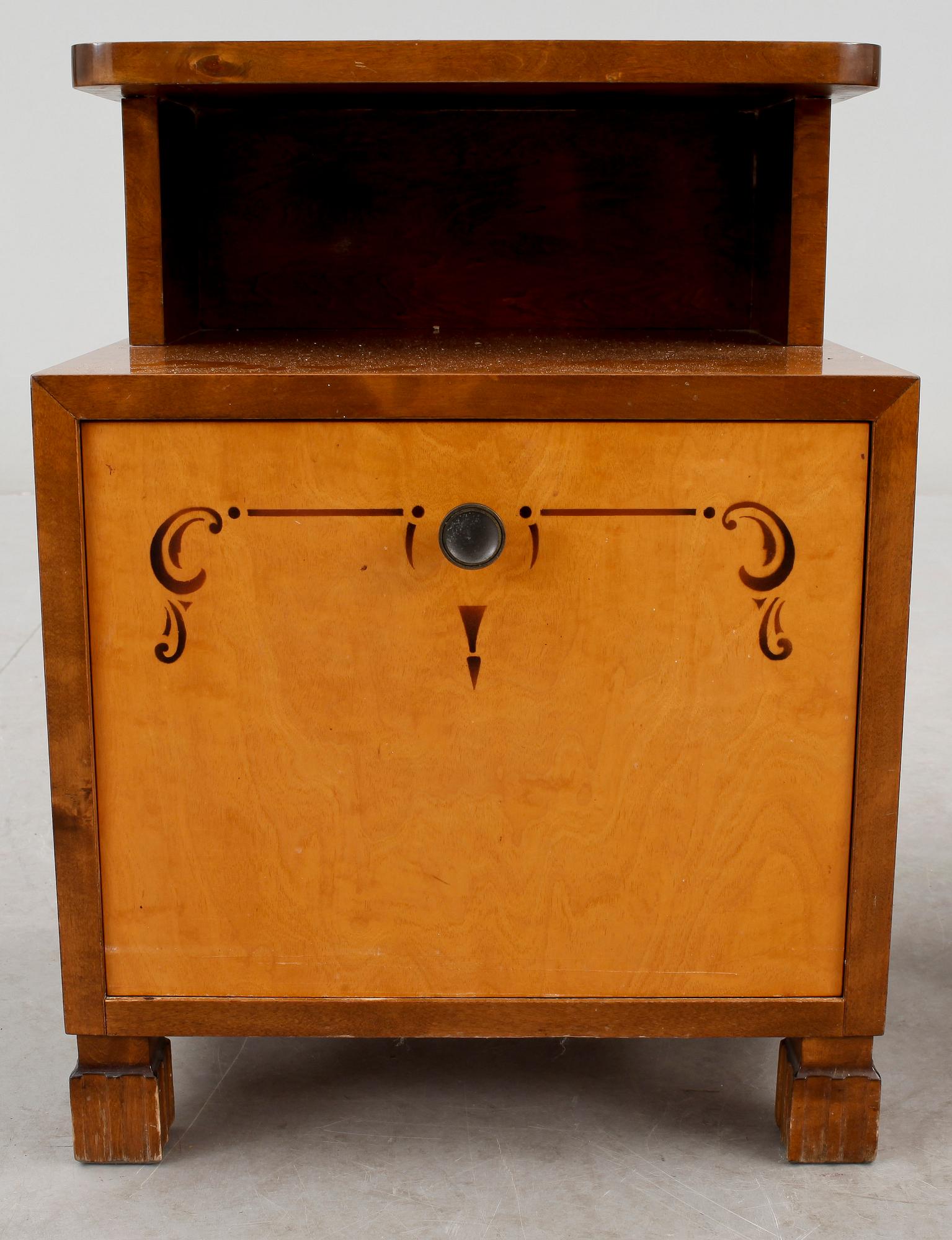 SÄNGBORD, ett par, art deco, 1900-talets första hälft.