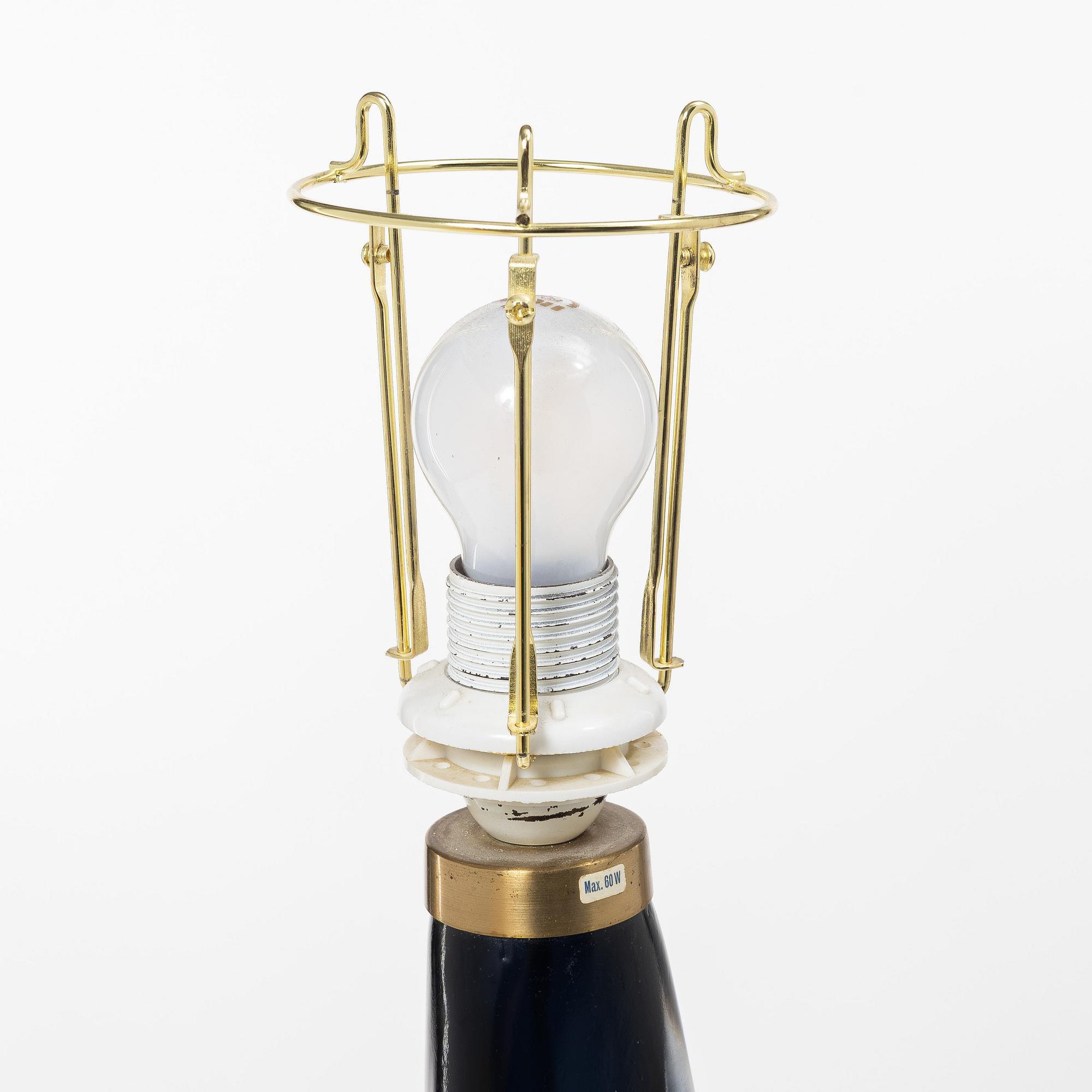 Carl Fagerlund, table lamp Orrefors.