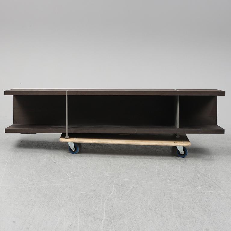 A contemporary Media bench from B&B Italia.