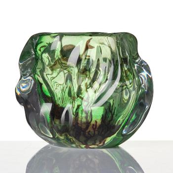 Edward Hald, a fish graal glass object, Orrefors 1944, no 1500.