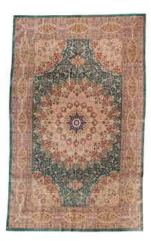 181. MATTO, Old silk Qum, signed Moghadam, ca 309,5 x 190,5 - 193 cm.