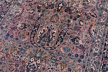 Carpet, Khorasan, approx. 210 x 200.