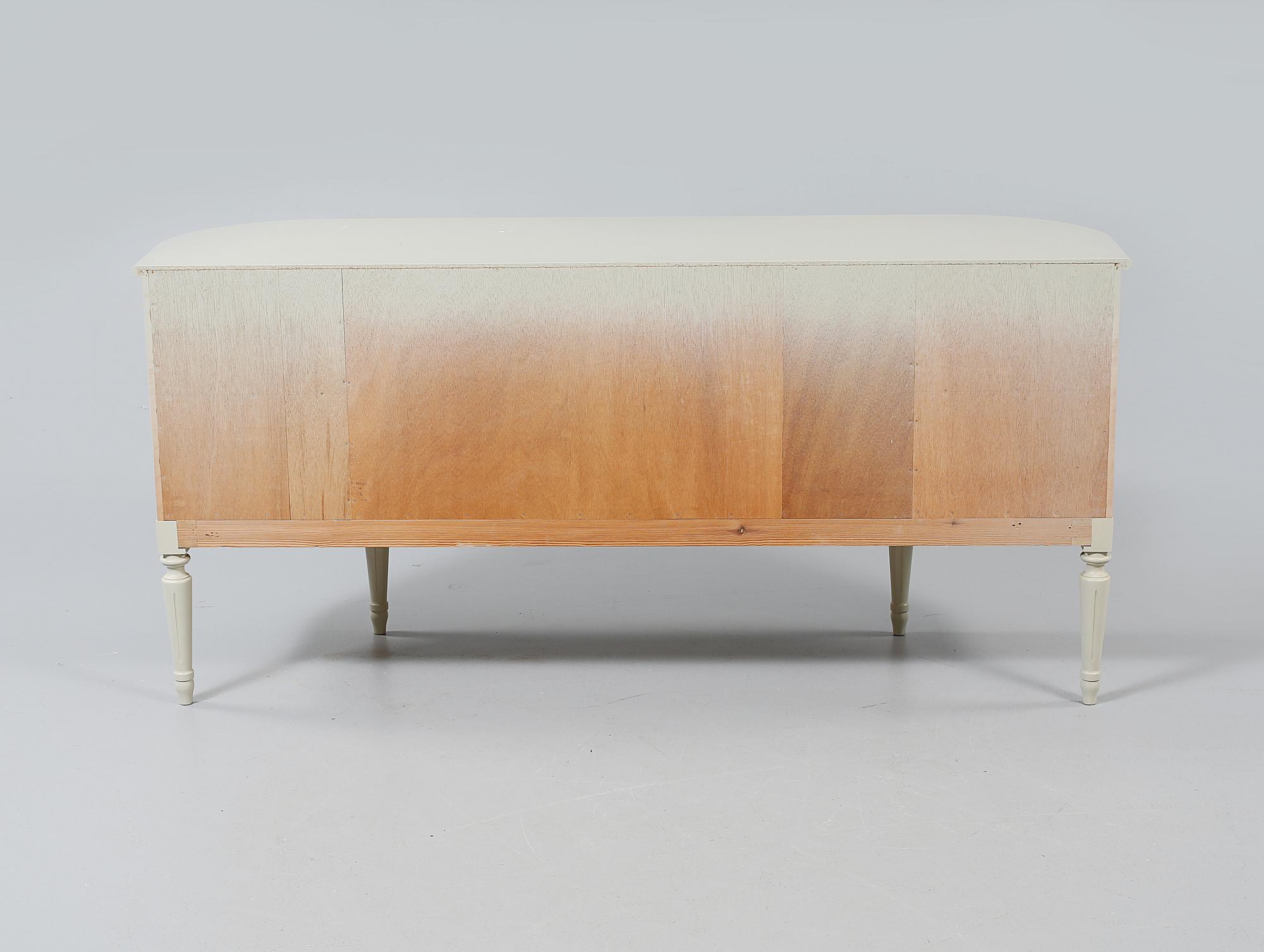 SIDEBOARD, gustaviansk stil, 1900-talets andra hälft.