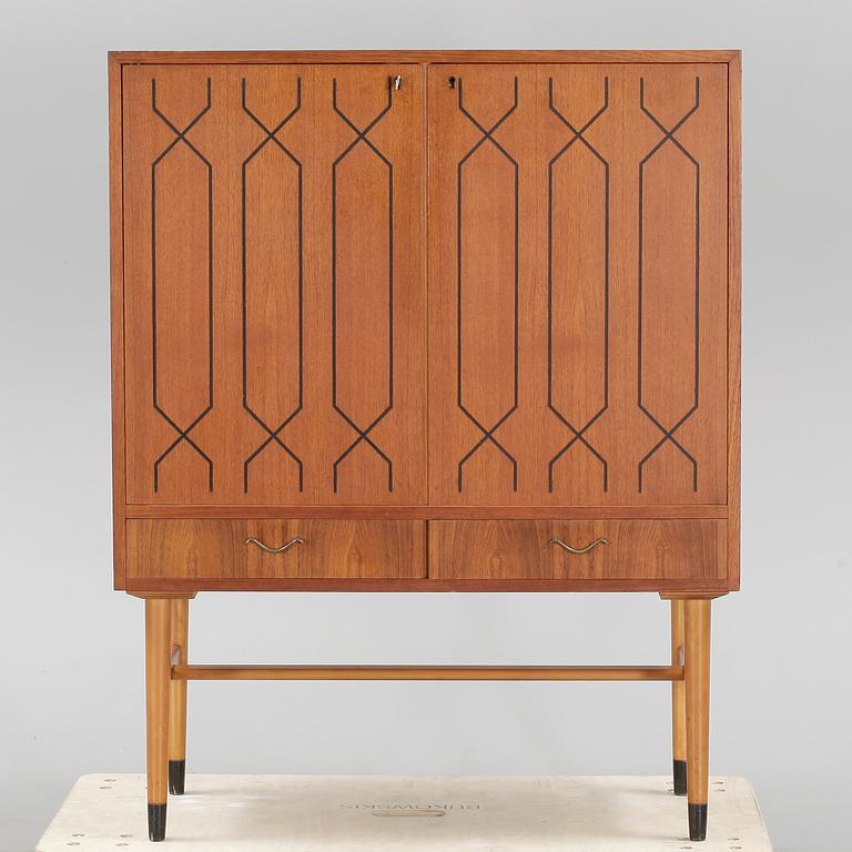 SKÅP, omkring 1900-talets mitt.