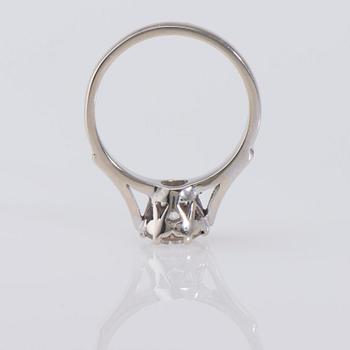 RING, 14K vitguld, briljantslipad diamant, ca 1,10 ct. Vikt 4,8 g.