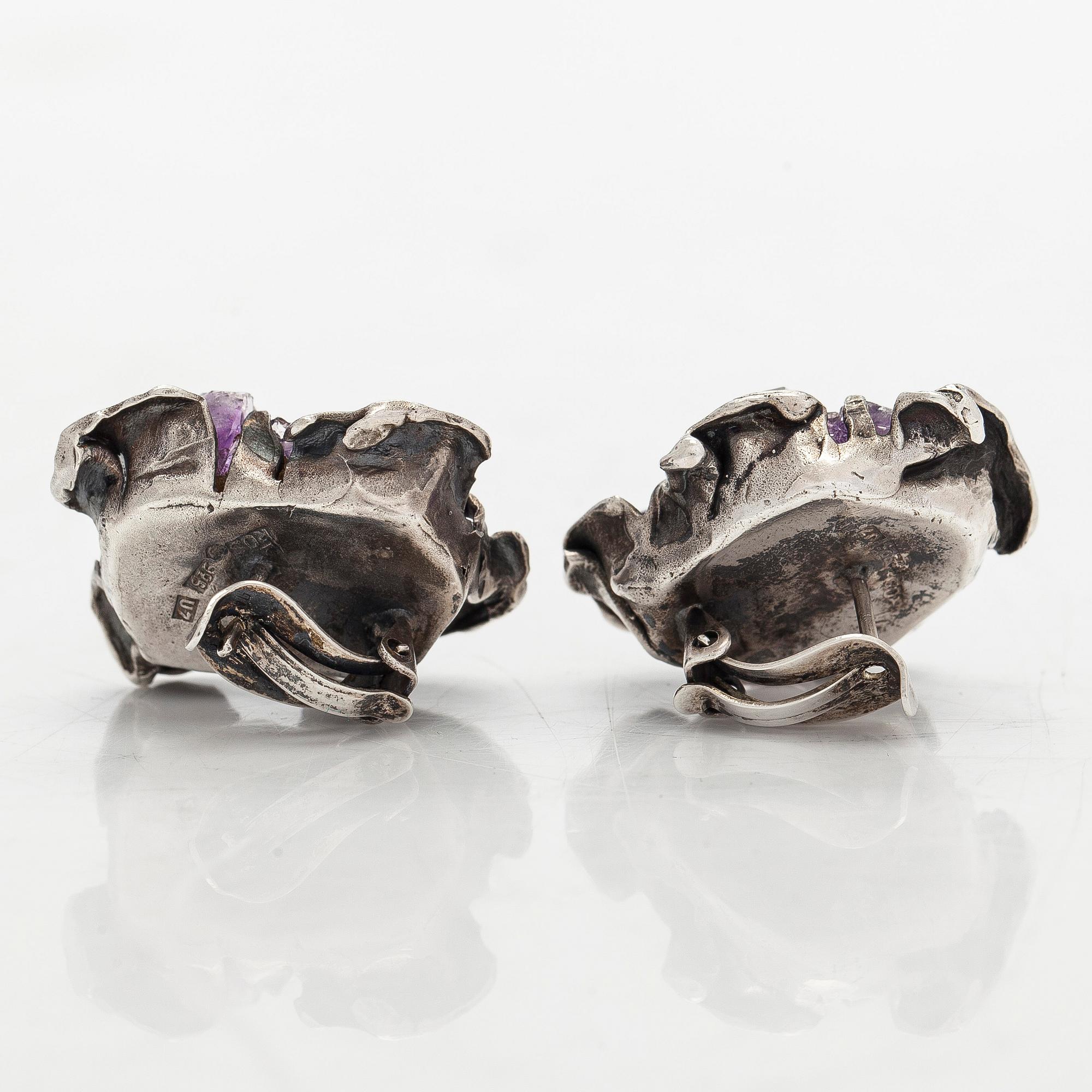 Reino Saastamoinen, örhängen, sterling silver och ametister, 1973.