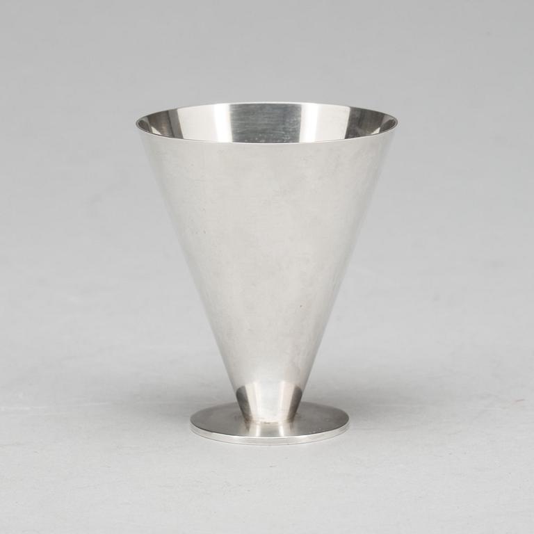 BÄGARE, sterlingsilver, Wiwen Nilsson, Lund,1938,  vikt ca 80 g.
