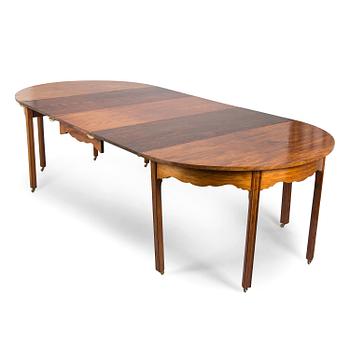 A mahogany dinner table circa 19th century, Georg III.