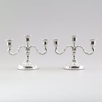 KANDELABRAR, 1 par, silver, Norge, 1900-talets första hälft.