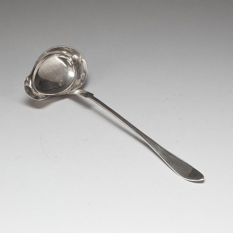 SOPPSLEV, silver. "Svensk spetsig" K.Markström, Uppsala. 1907. Ca 235g.