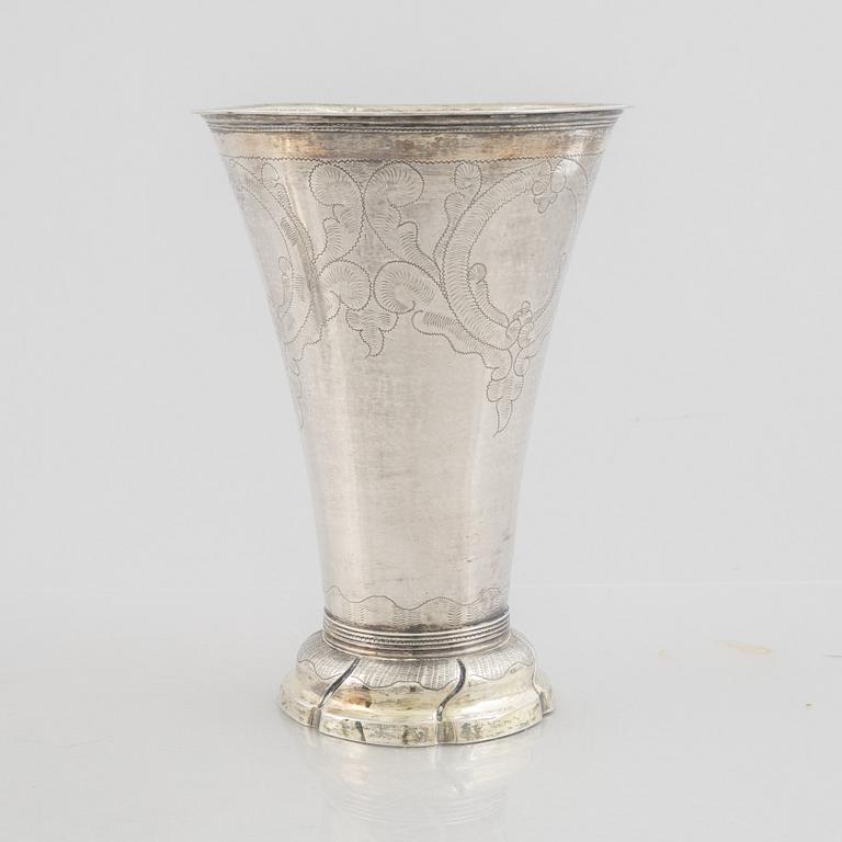 A Swedish 18th century parcel-gilt silver beaker, marks of Carl Fredrik Seseman, Arboga 1799.