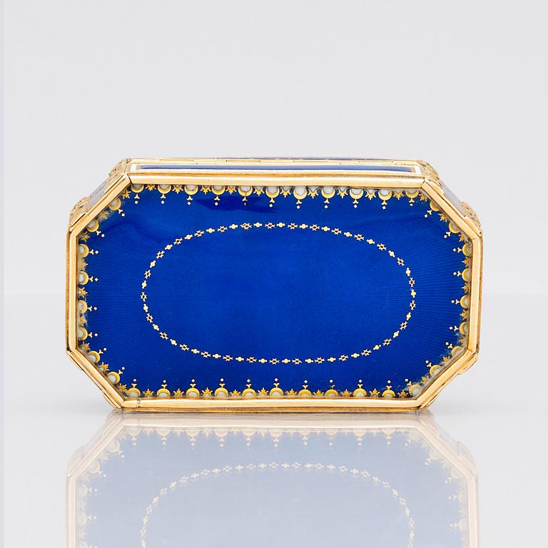 Dosa, guld och emalj, otydlig mästarstämpel troligen Hanau, 1800-talets början, empire.