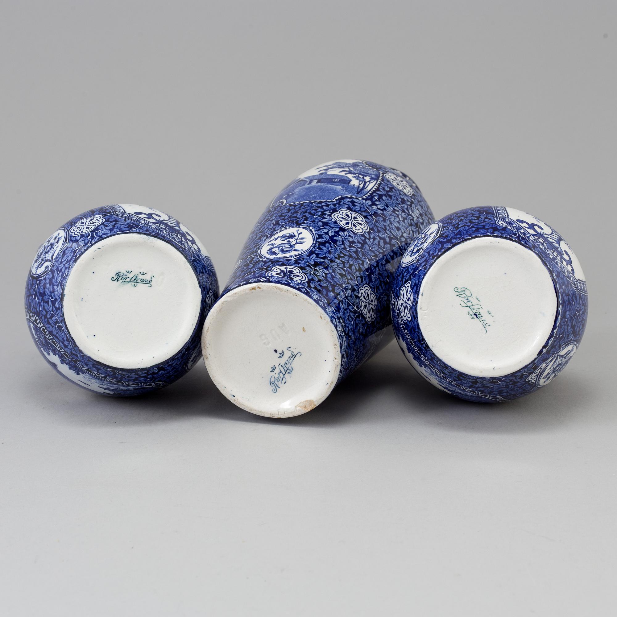 A set of 2+1 porcelain vases  by Rörstrand, late 18th century.