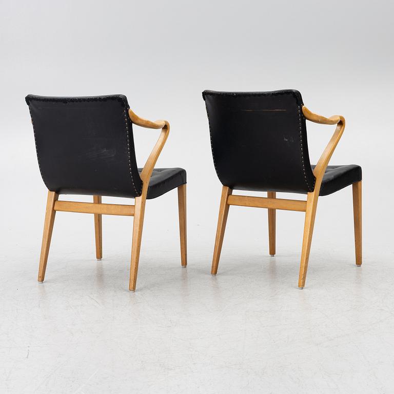 Axel Larsson, karmstolar ett par, möjligen modell 1208, Svenska Möbelfabrikerna, Bodafors, 1930-tal.