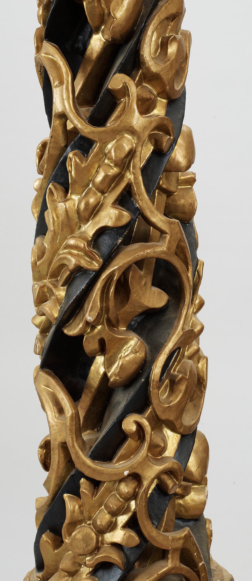 KOLONNER, ett par, Barockstil, 1900-tal.