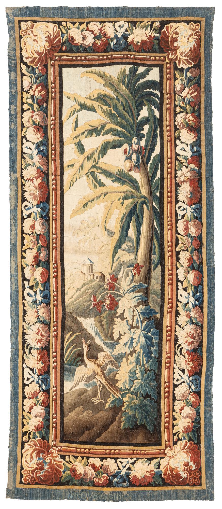 A Manufacture Royale d’Aubusson, 'entre-fenêtre' tapestry, ca 298 x 121-127,5 cm.