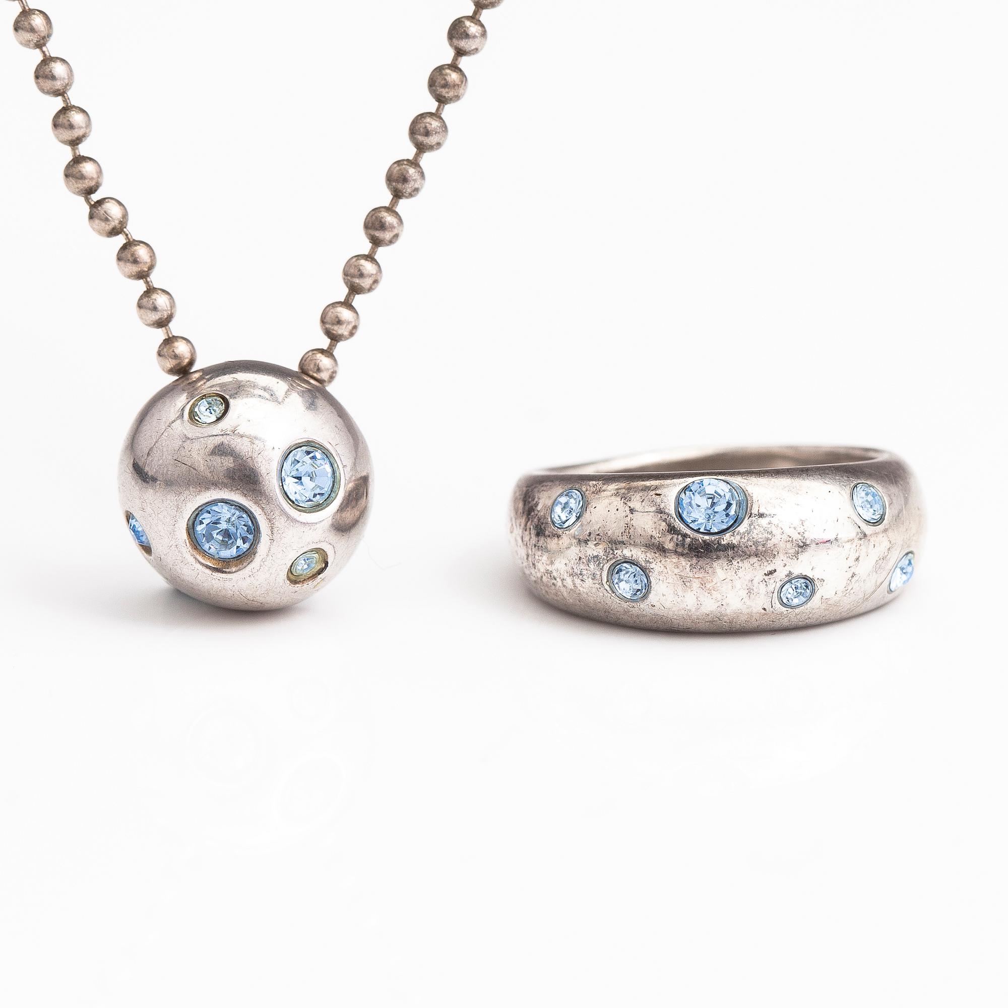 YVES SAINT LAURENT, RING och HALSBAND, sterling silver, glasstenar. Märkt YSL, Made in France.