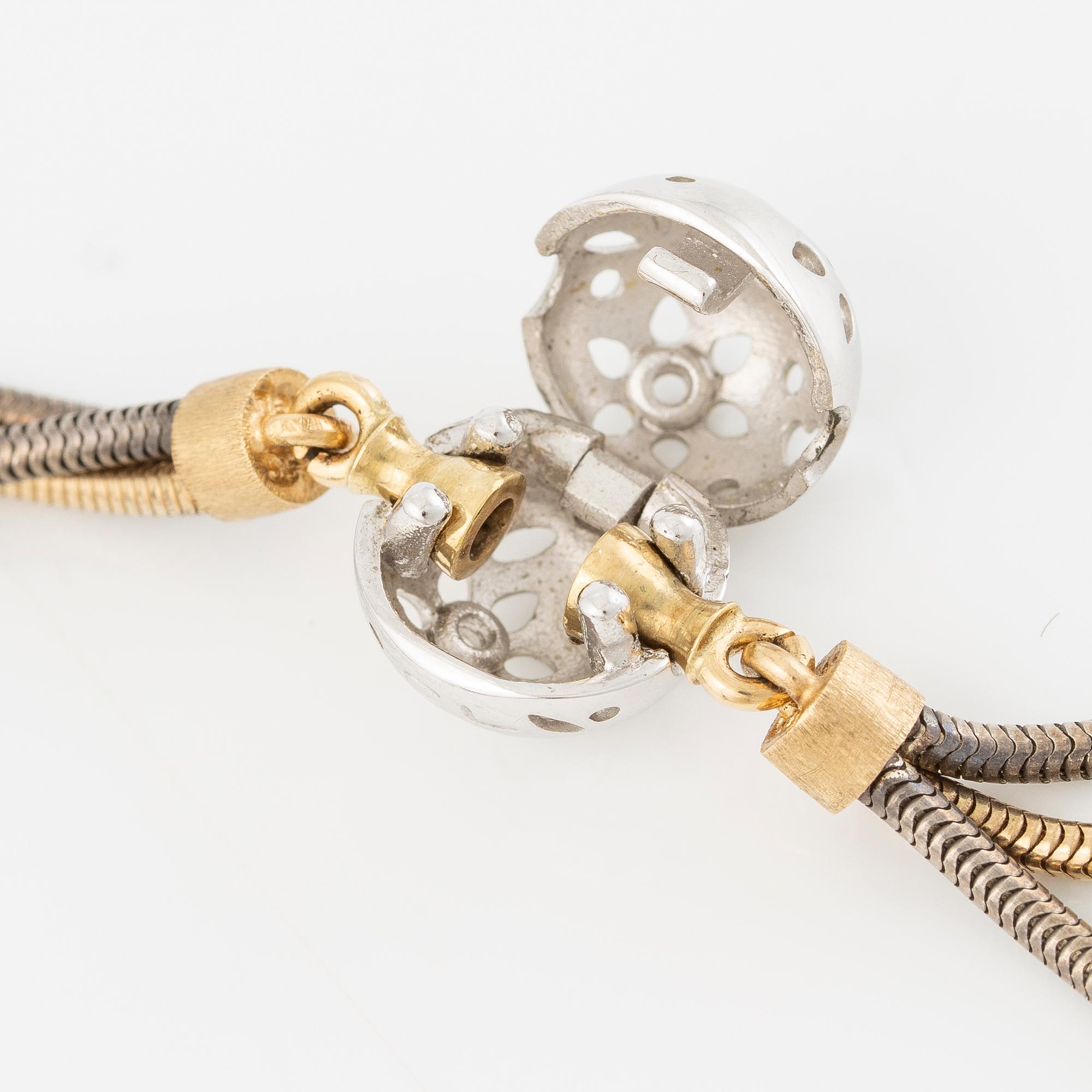 Ole Lynggaard, Charlotte Lynggaard, necklace 14K gold and silver with clasp in 18K white gold.