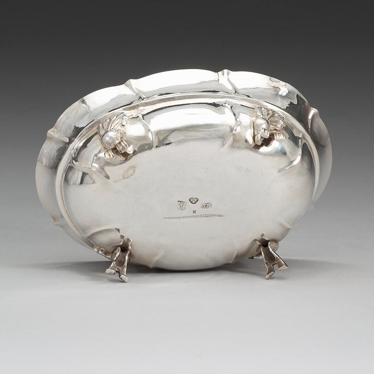 A Swedish 18th century silver sweet-bowl, marks of Samuel Presser, Linköping 1768.